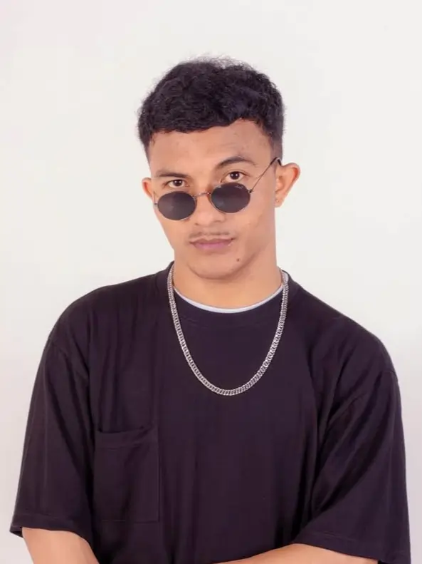 Biodata Faris Adam dan Profil Penyanyi Stecu Stecu Lengkap