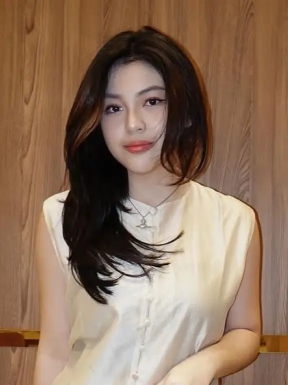 Biodata Gabriel Angelina (Brielle) Eks JKT48 Profil Lengkap