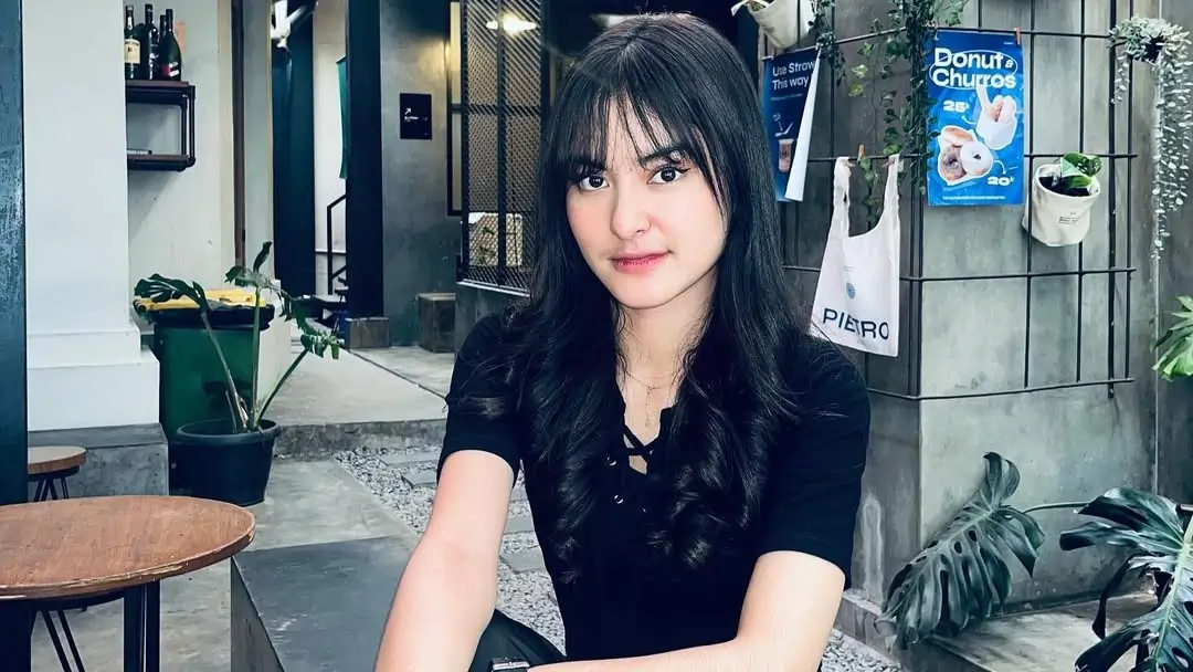 Biodata Putri Ziani, Umur dan Profil Lengkap Biodata Putri Ziani, Umur dan Profil Lengkap