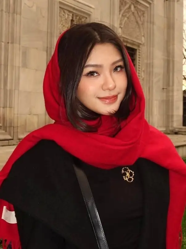 Eva Alicia Biodata, Umur dan Profil Lengkap