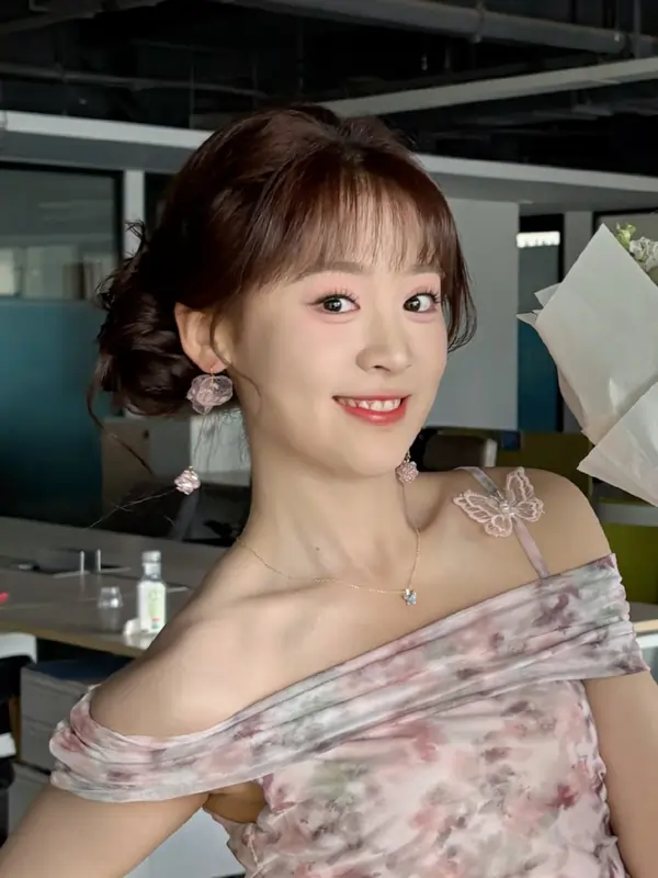 Zhai Yiying Biodata, Umur dan Profil Lengkap