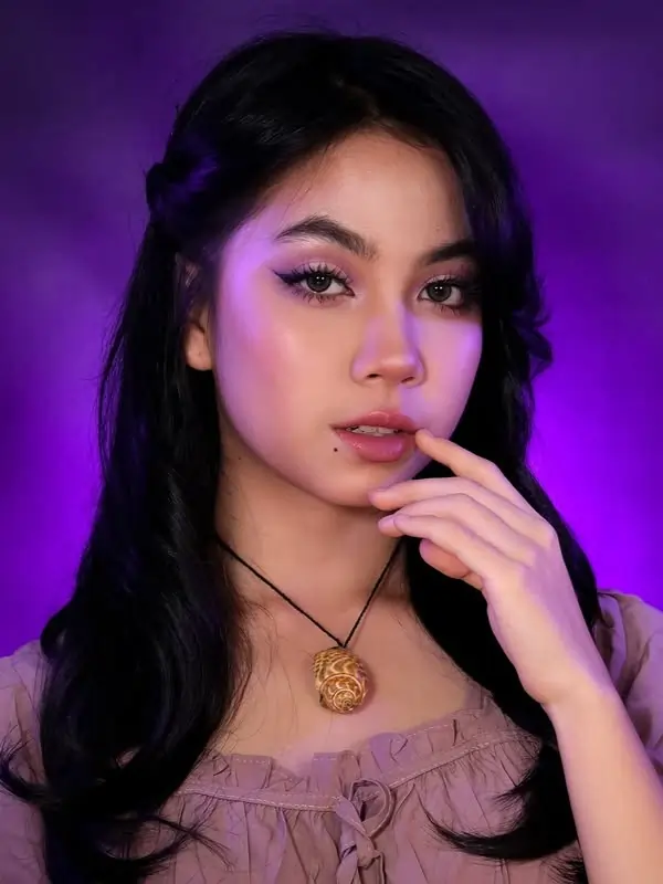 Qheyla Valendro Biodata, Umur dan Profil Lengkap