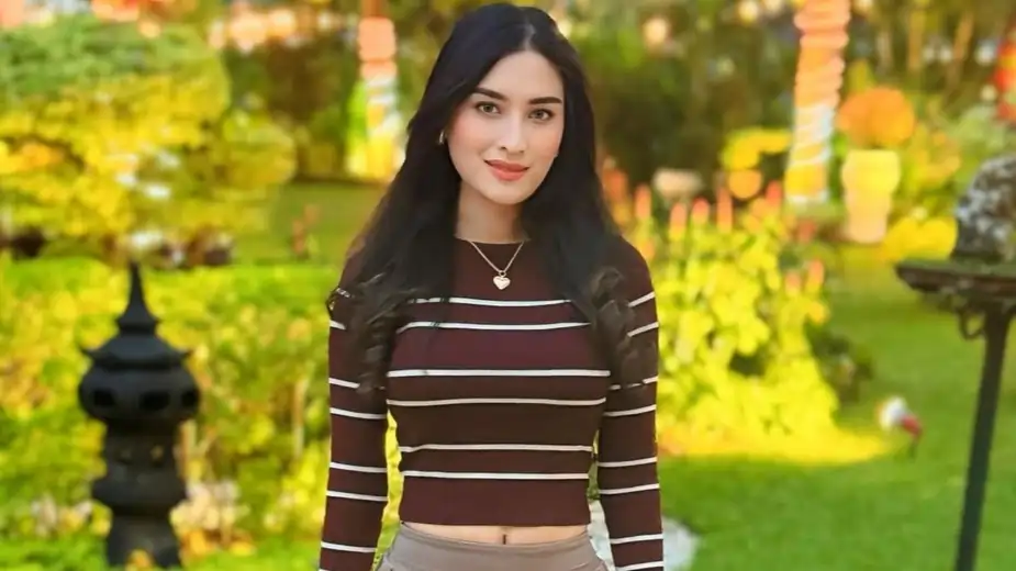 Angbeen Rishi Biodata, Usia, Agama dan Profil Terbaru Angbeen Rishi Biodata, Usia, Agama dan Profil Terbaru