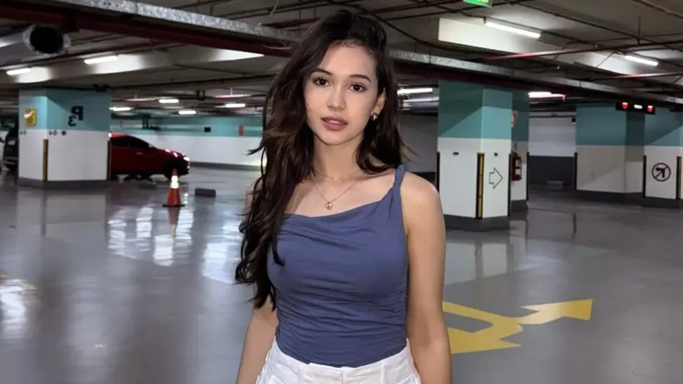 Sandrinna Michelle Biodata, Umur, Agama dan Profil Terbaru