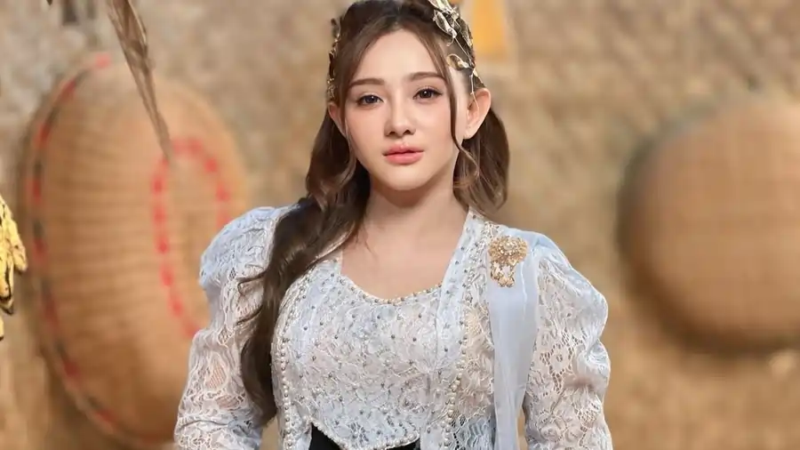 Meisita Lomania Biodata, Umur, Agama dan Profil Terbaru Meisita Lomania Biodata, Umur, Agama dan Profil Terbaru